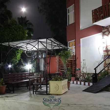 Semoris Hotel 3*