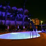 Отель Semoris