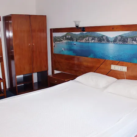 Semoris Hotel