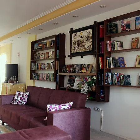 Semoris Hotel