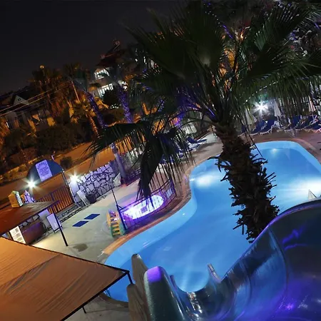 Hotel Semoris 3*