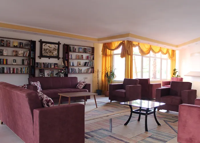 Semoris Hotel 3*