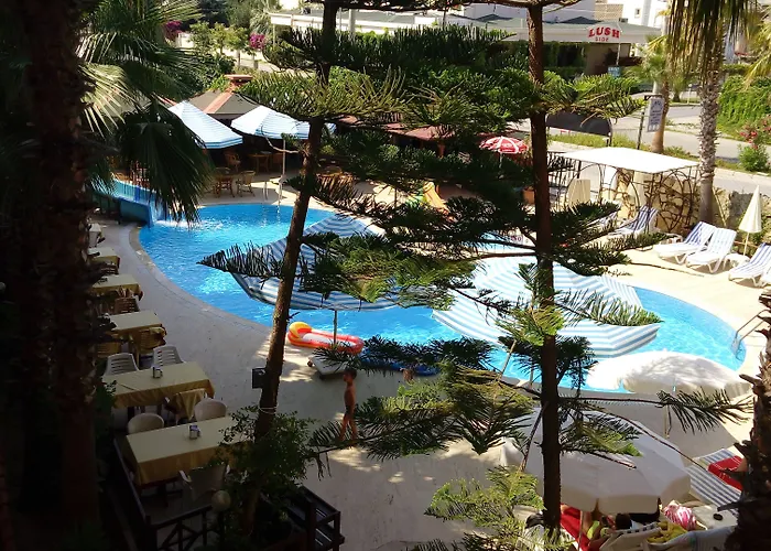 Hotel Semoris Side