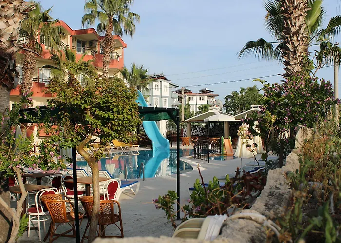 Semoris Hotel 3*