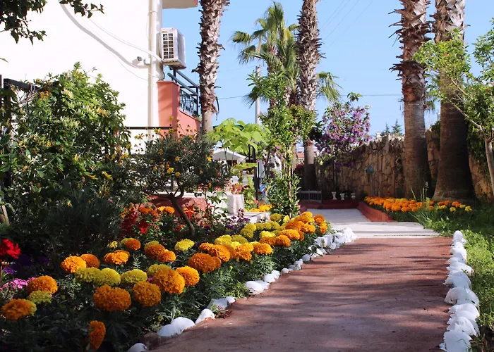 Semoris Hotel