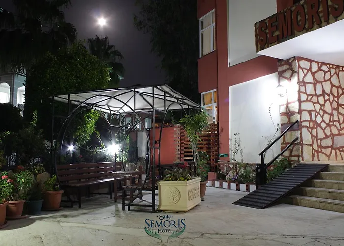 Semoris Hotel 3*
